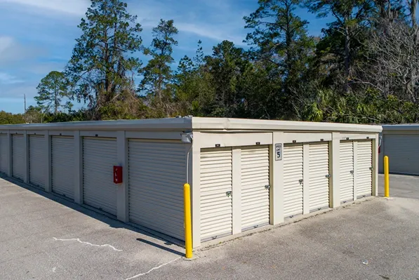 Drive-up storage units with roll-up doors and easy ground-level access